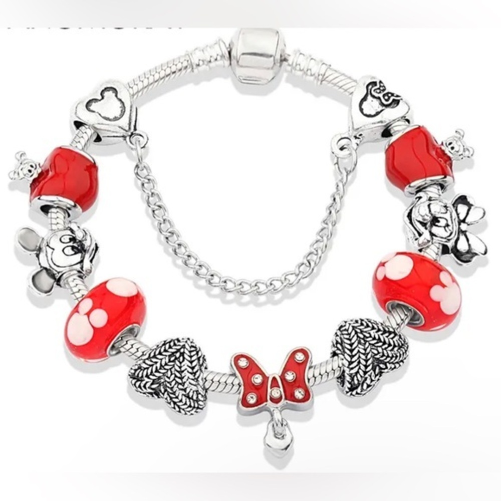 Minnie Mouse Charm bracelet